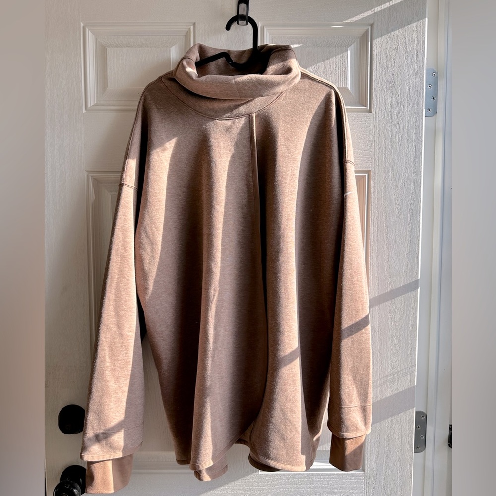 Nike Maternity Reversible Pullover - L